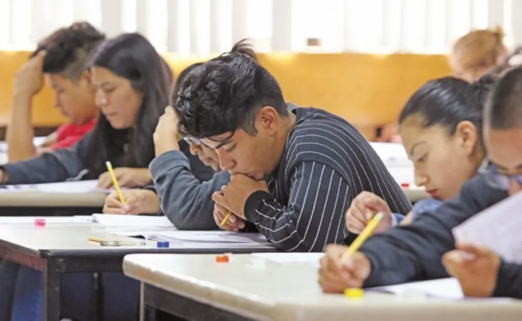 Conoce cuántos aciertos pide la IPN para aprobar el examen / Milenio