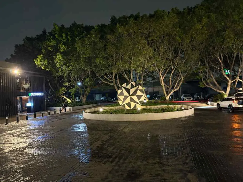 La afición rojiblanca abandonó a su equipo este viernes