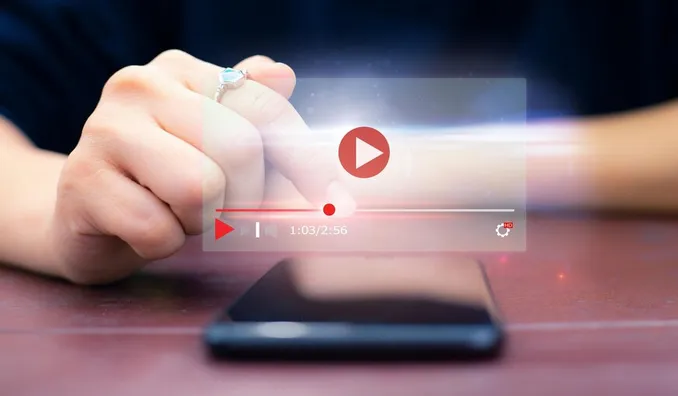 Con comandos de voz, podrás solicitar tus canciones favoritas / FREEPIK