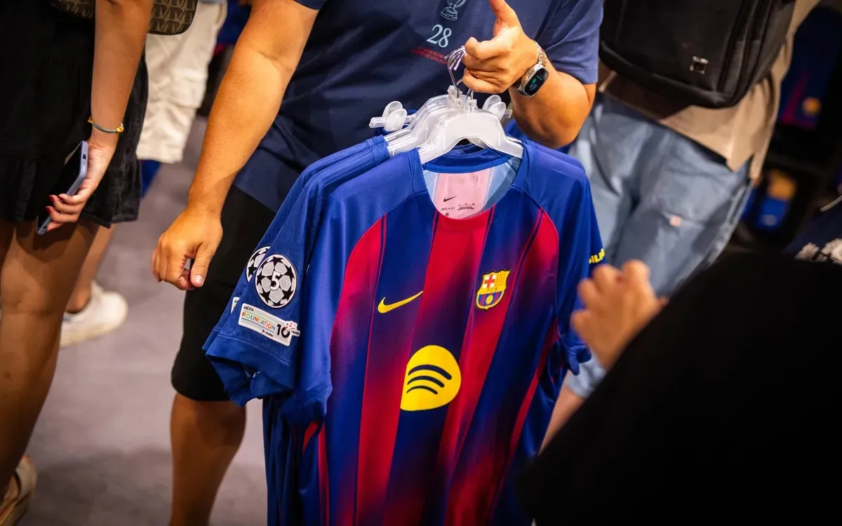 El nuevo jersey de Barcelona ya está a la venta