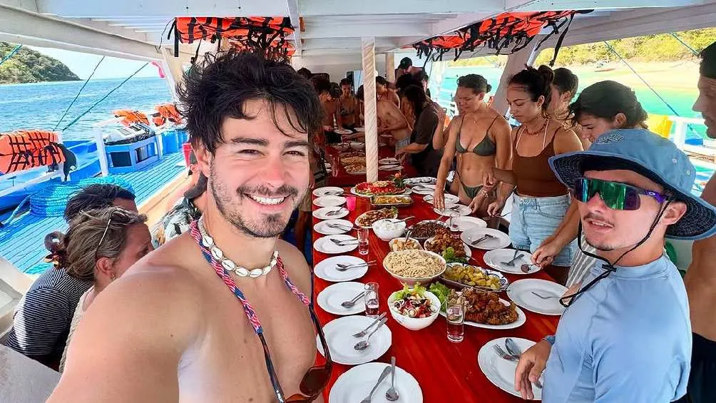 Su última publicación fue de hace dos semanas en Filipinas/IG: @manuelmasalva