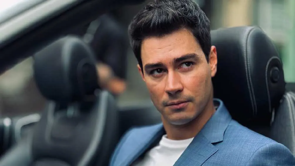 El actor mexicano, de 41 años, enfermó por una rara bacteria/IG: @manuelmasalva