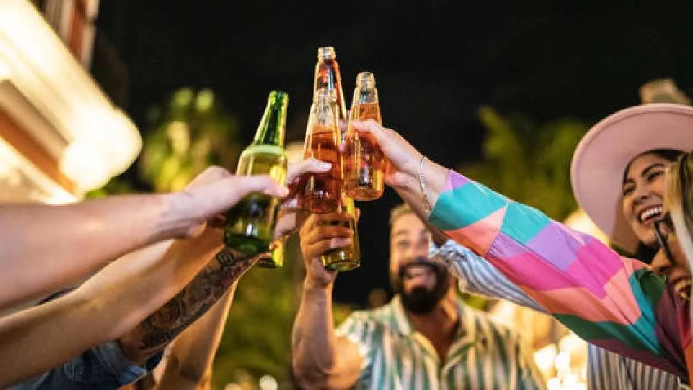 Actualmente a partir de los 18 años se puede consumir alcohol en México/Pixabay