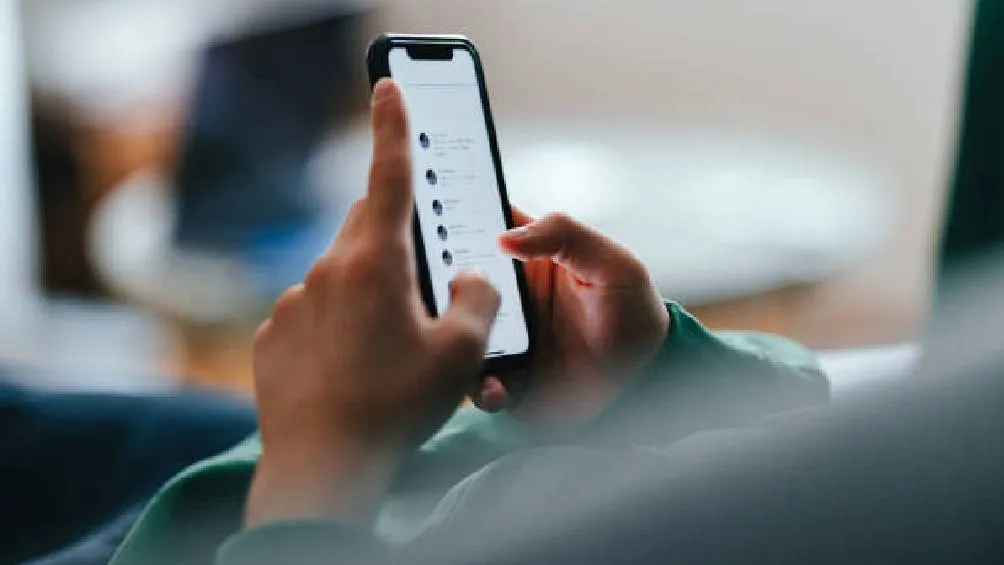 Son millones de personas las que hoy en día se comunican por mensajes de apps/Pixabay