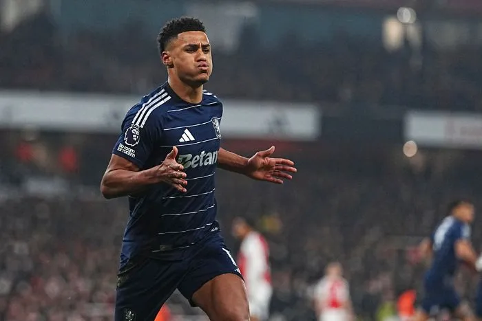 Arsenal deja escapar ventaja de dos goles y empata en casa ante Aston Villa