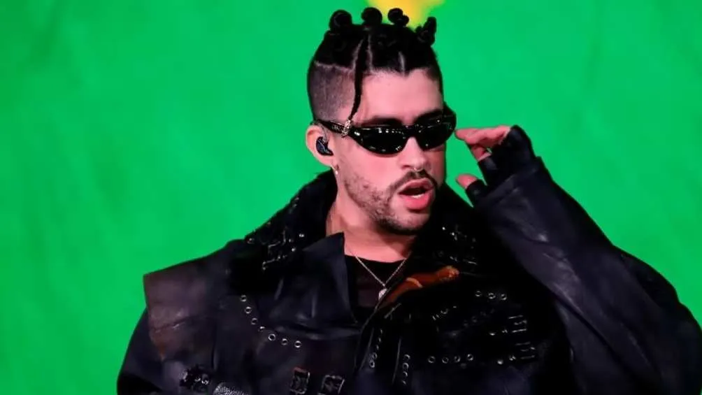 El puertorriqueño recorrerá el mundo con su Debí Tirar Más Fotos World Tour/X