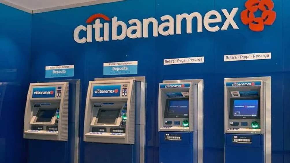 Las sucursales y cajeros automáticos de Banamex seguirán operando de manera normal/X