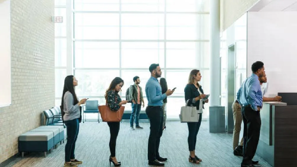 Analistas financieros explicaron que esta decisión tendrá un efecto directo en productos como las tarjetas de crédito, préstamos nuevos, financiamientos empresariales y líneas de crédito gubernamentales/iStock