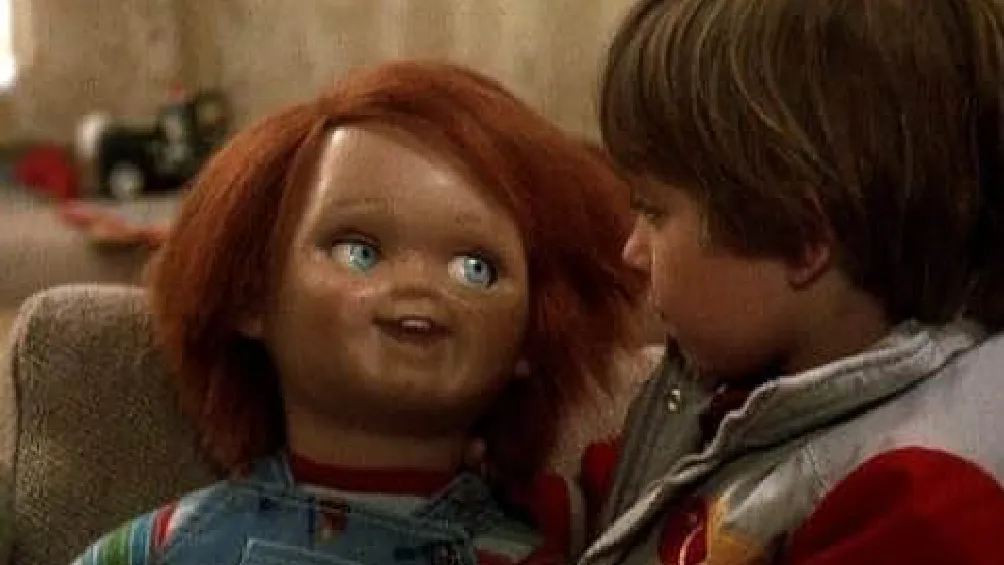 El actor estadounidense Ed Gale, recordado por encarnar al temido Chucky en la franquicia de Child’s Play, falleció este martes en Los Ángeles a los 61 años, según confirmó el medio TMZ/Redes Sociales