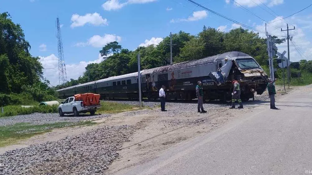 La parte delantera del tren fue la más afectada/X