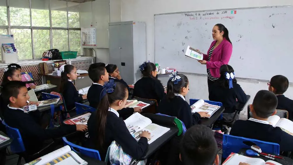 El jueves 1 y el lunes 5 de mayo no habrá clases/SEP