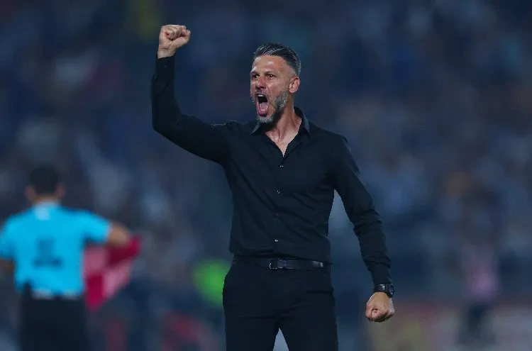 Demichelis celebra un gol de Rayados