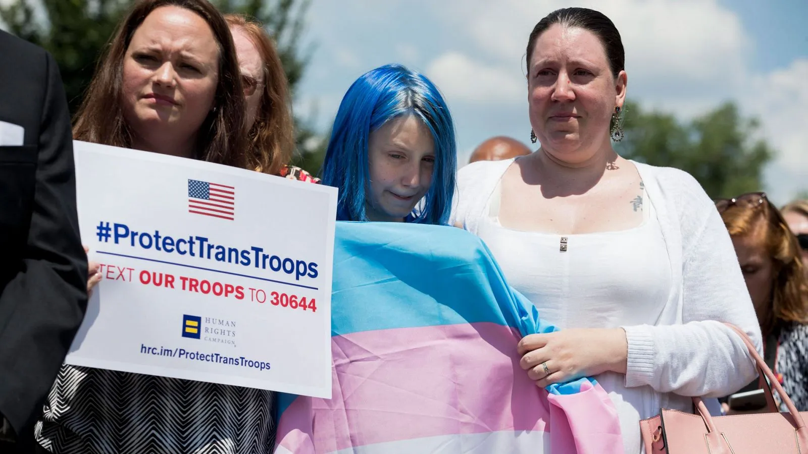 Donald Trump busca prohibir a personas trans en el servicio militar / RTVE