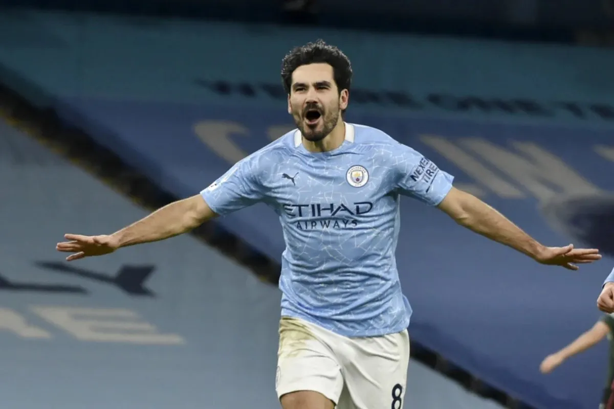 Gündogan con Manchester City | AP