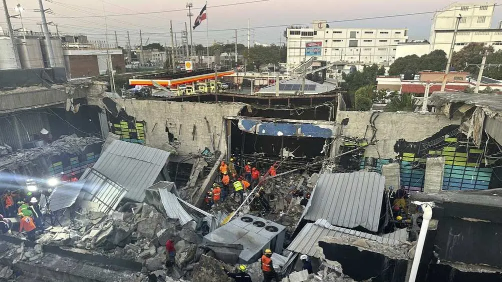 En escombros quedó la discoteca Jet Set/AP