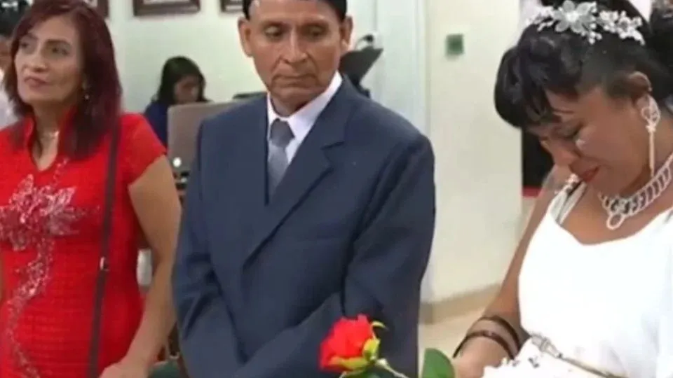 La mujer fue amenazada por un hombre que esta obsesionado con ella / Redes Sociales