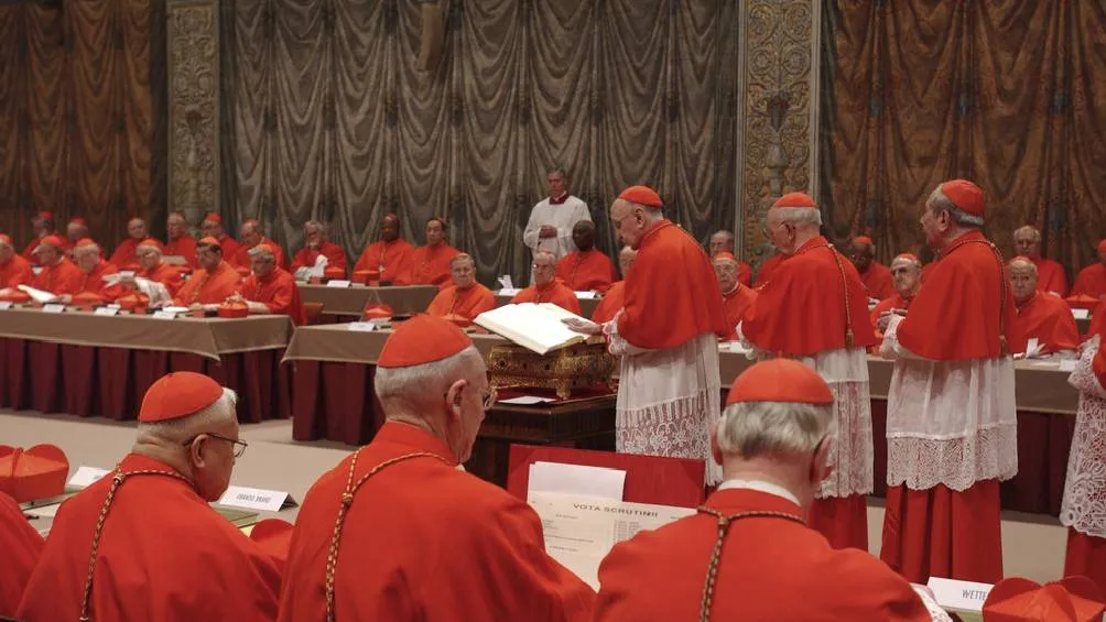 Será el 7 de mayo cuando dé inicio el cónclave/AP