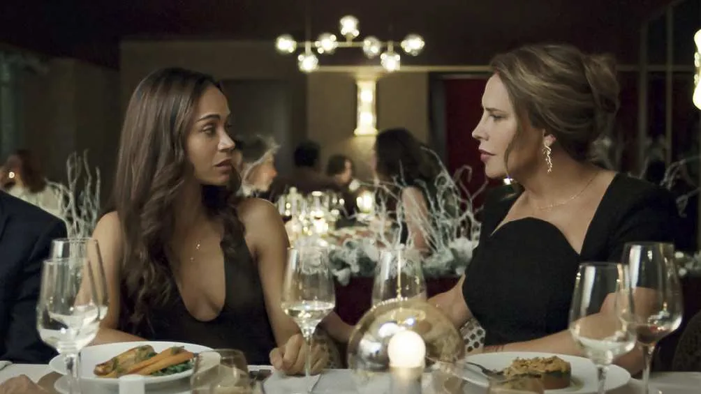 Gascón descarta que sea racista, pues dice que si lo fuera, no hubiera trabajado con sus compañeras/AP