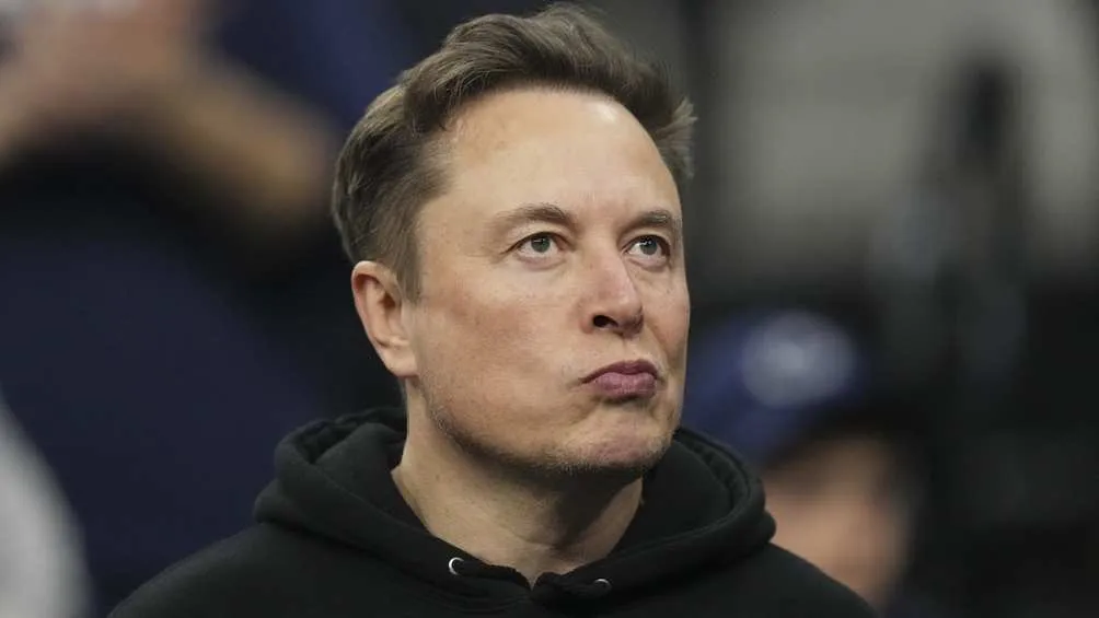 Elon Musk está dispuesto a fortalecer su red social X/AP