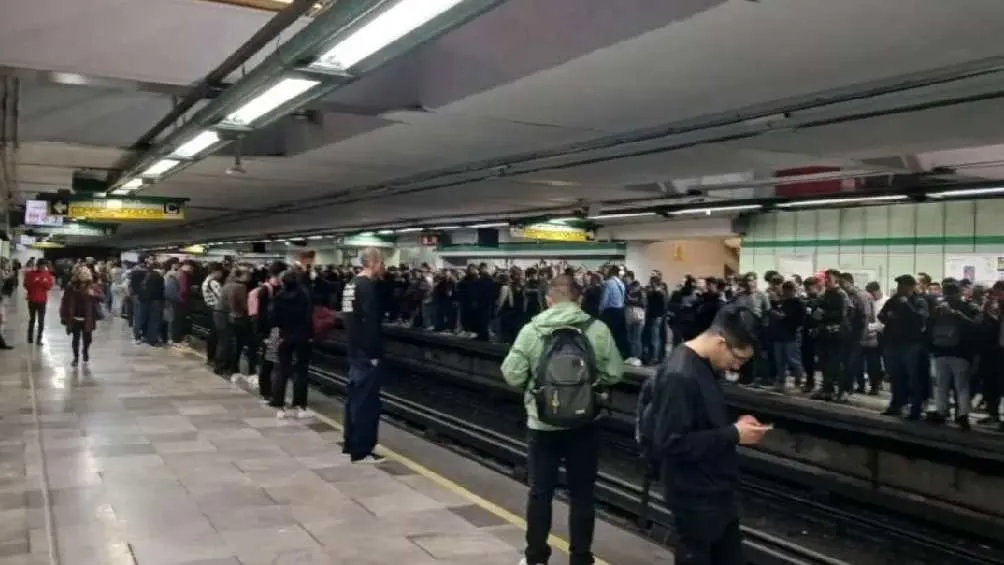 Como consecuencia, hubo retrasos en el servicio de trenes/X