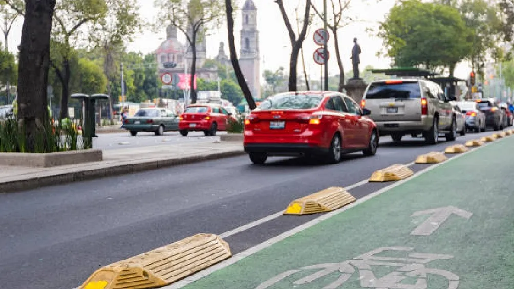 Este jueves 22 de mayo, no habrá contingencia ambiental, aún así no  podrán circular los vehículos con holograma 1 y 2 con engomado verde y terminación de placas 1 y 2/iStock