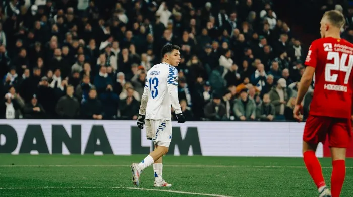 Huescas en un partido del FC Copenhague
