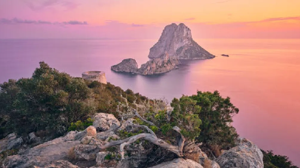 Ibiza es una de las islas más hermosas del mundo/iStock