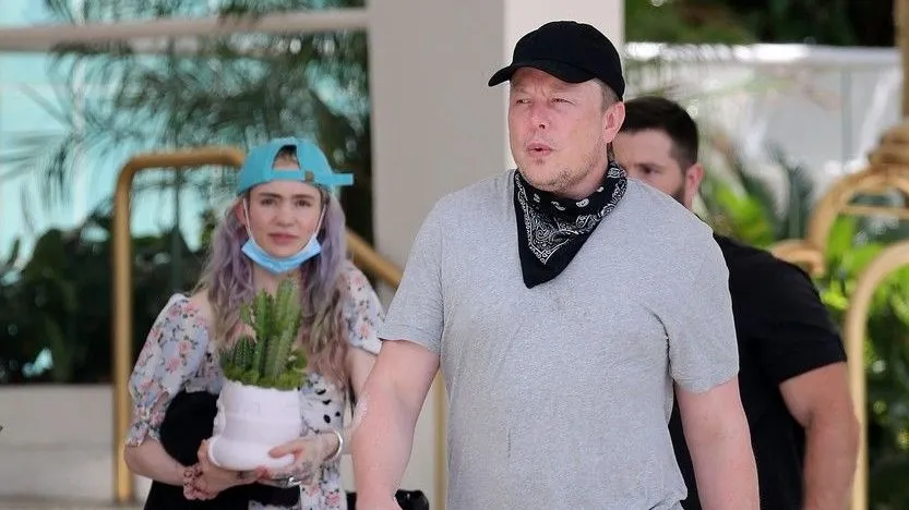 Elon Musk y Grimes comparten tres hijos de su matrimonio