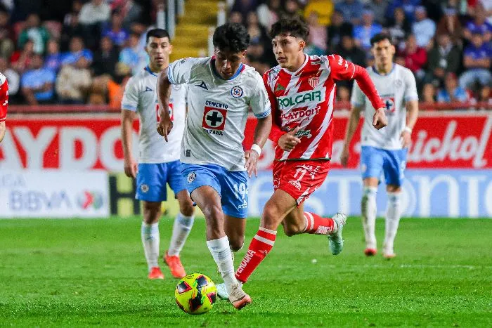 Jurado en un partido de Necaxa