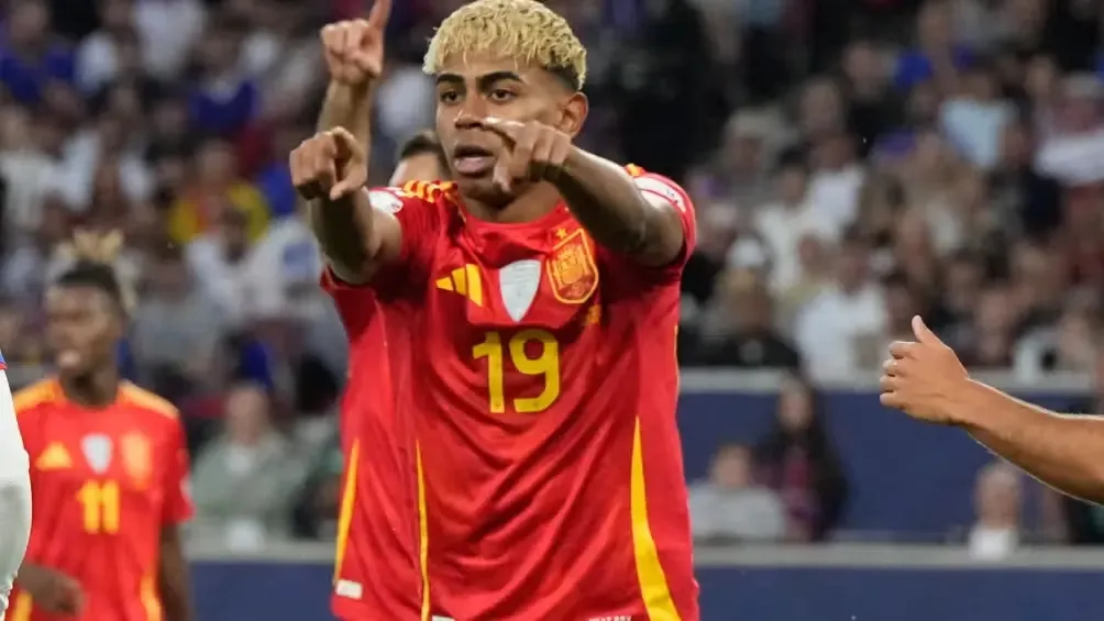 Yamal es una de las figuras actuales en el futbol mundial