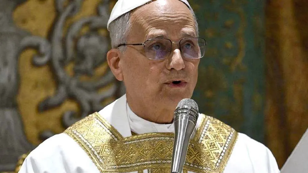 La visita ocurrió en un ambiente íntimo y cálido, rodeado de personas que lo acompañaron en su vida anterior/Redes Sociales