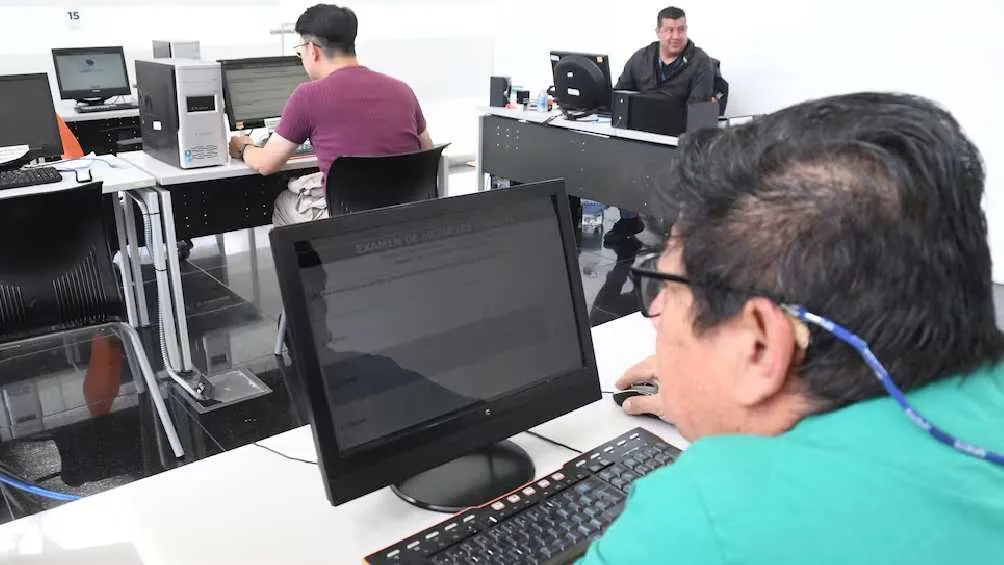 Sólo quien va a tramitar la licencia por primera vez debe hacer examen/X