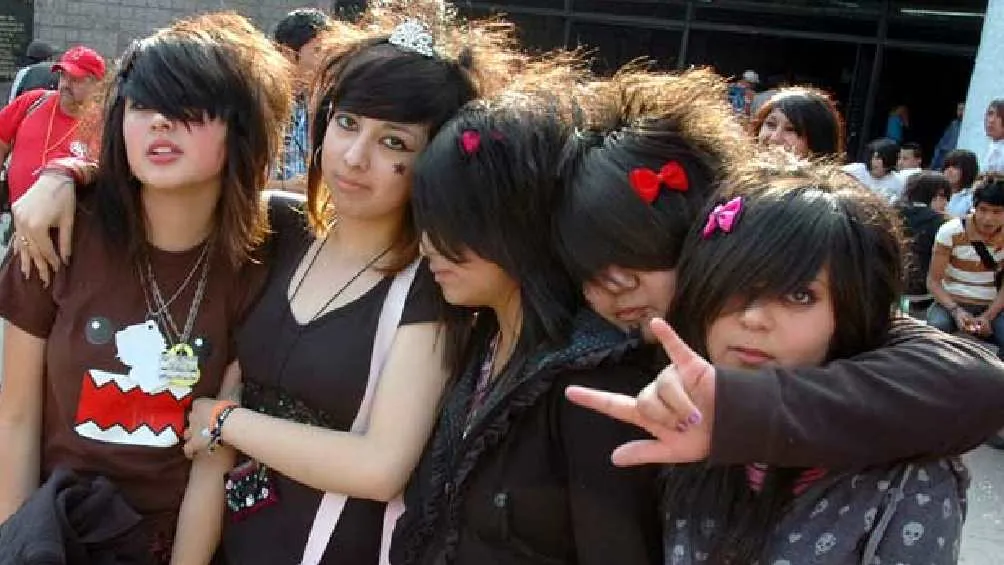 Los EMO fue un movimiento que marcó época en México/X