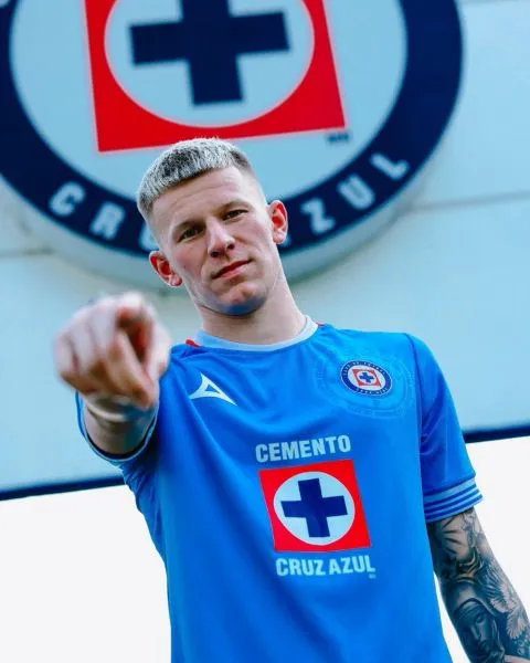 ¡Oficial! Cruz Azul anuncia fichaje de Mateus Bogusz