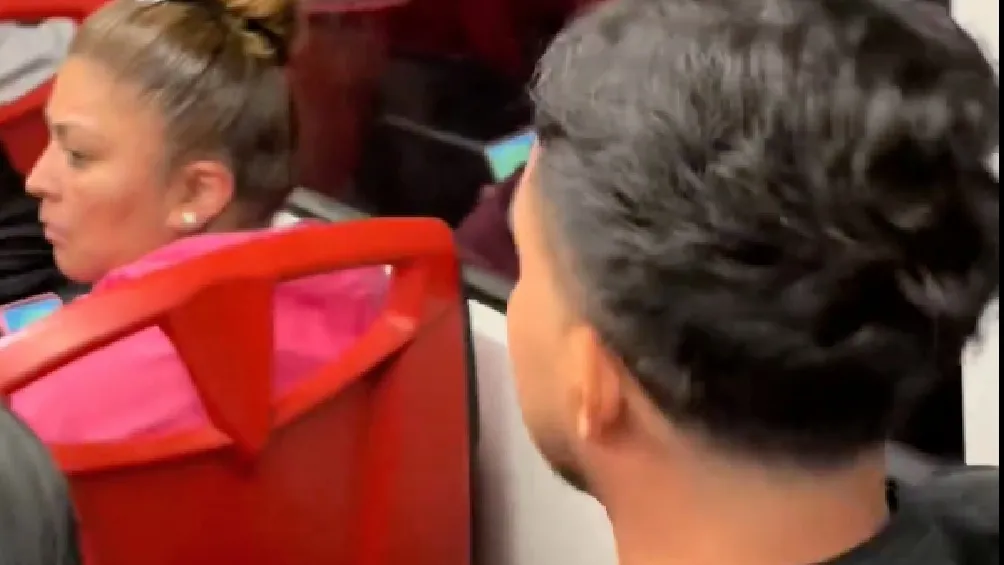 Otros destacaron el anticivismo evidenciado en el pleito, común en el transporte público capitalino, especialmente durante las horas pico/Redes Sociales