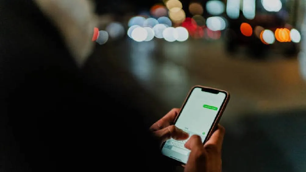 En caso de ser víctima de estos "pinchazos" podrás hacer una denuncia en tiempo real/iStock