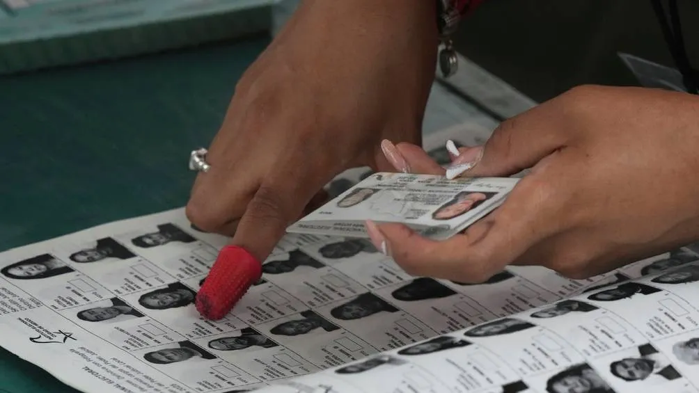 En 2024 fueron 60 millones de votantes, por sólo 13 millones este 2025/AP