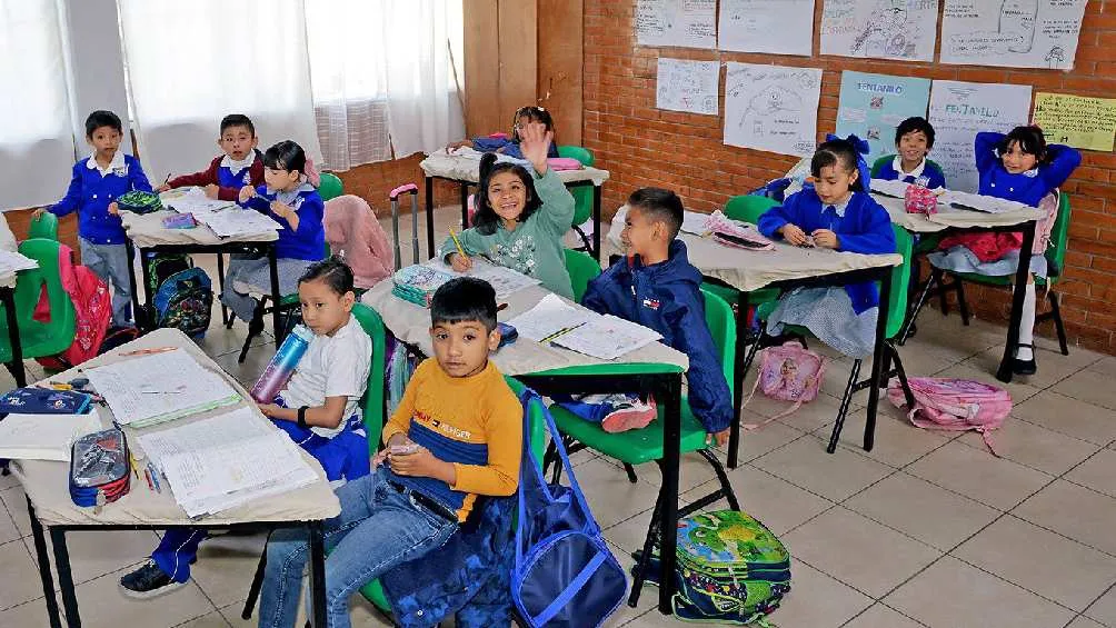 La medida se aplicará en 19 mil escuelas públicas y privadas del Edomex/X: @edomexinforma_