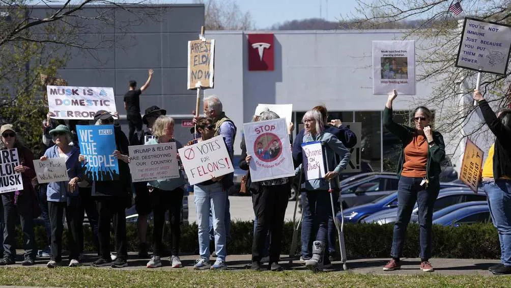 Las protestas contra Trump en Estados Unidos son constantes/AP