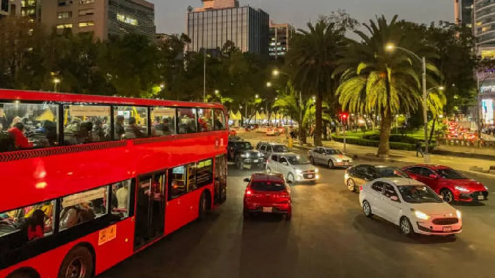 Este sábado 31 de mayo no podrán circular todos los vehículos con holograma 2 y con placas impar (1, 3, 5, 7 y 9) así como vehículos foráneos y permisos/iStock