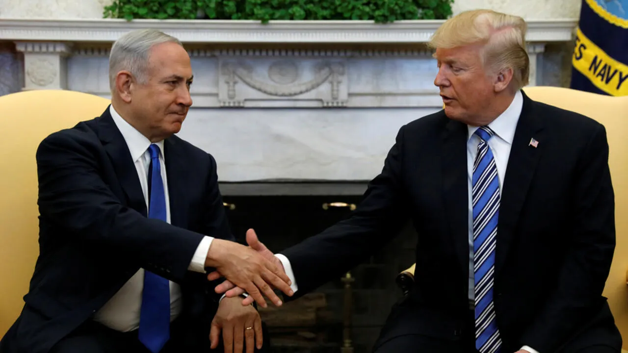 Donald Trump junto a Benjamin Netanyahu / France 24