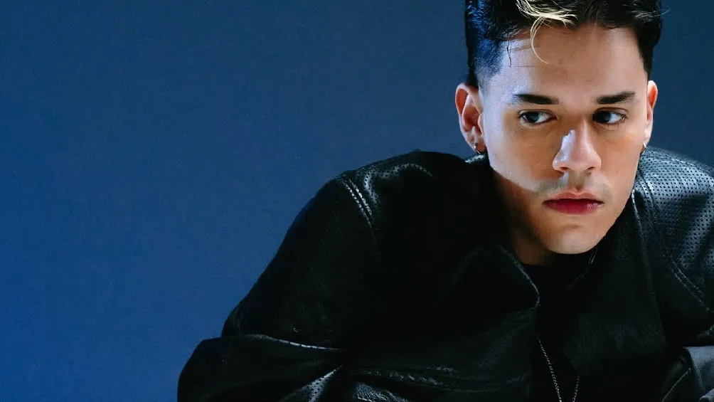 Además de su inconfundible sonido, Nsqk se ha convertido en un referente generacional gracias a sus letras introspectivas, su estética cuidada y una presencia en redes sociales que conecta con miles de jóvenes/Redes Sociales