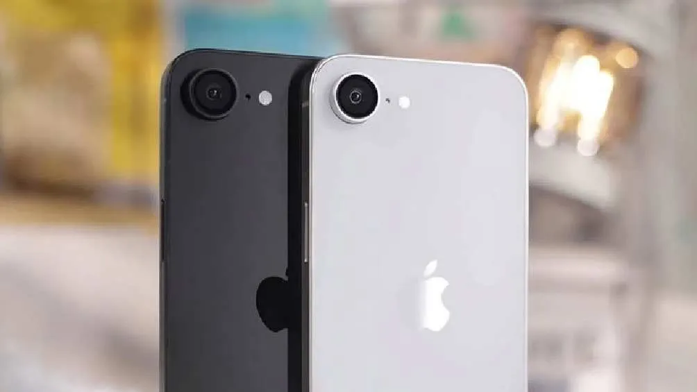 Los colores disponibles del iPhone 16e son blanco y negro/Apple