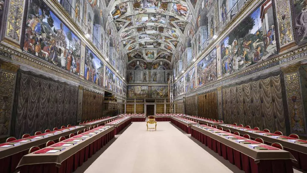 La Capilla Sixtina en el Vaticano es donde se realiza el Cónclave/X