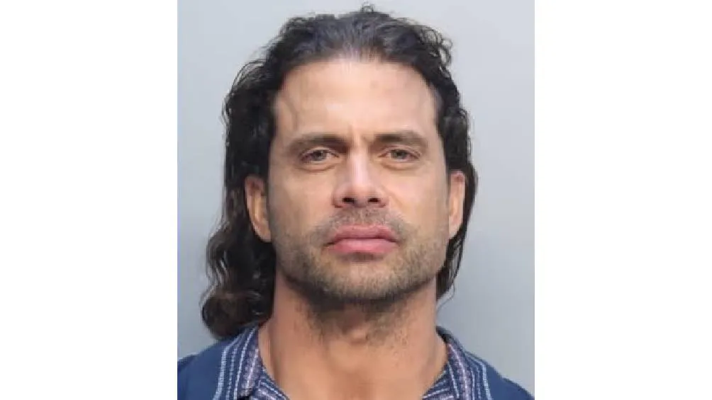 Fue la madrugada de este 15 de mayo que el artista fue detenido/X