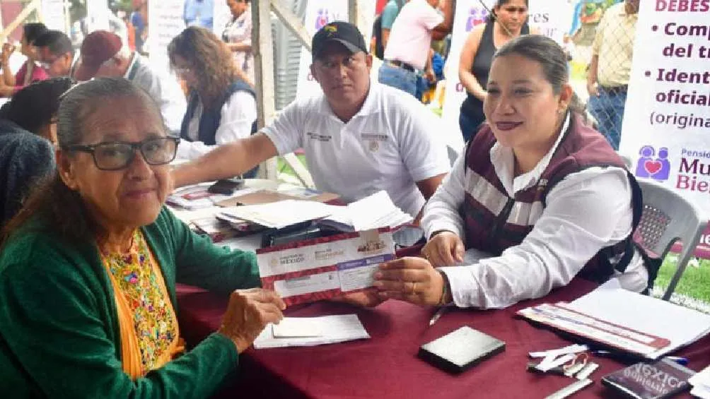 Este mismo años las mujeres de 60, 61 y 62 años recibirán su pensión/Secretaría del Bienestar