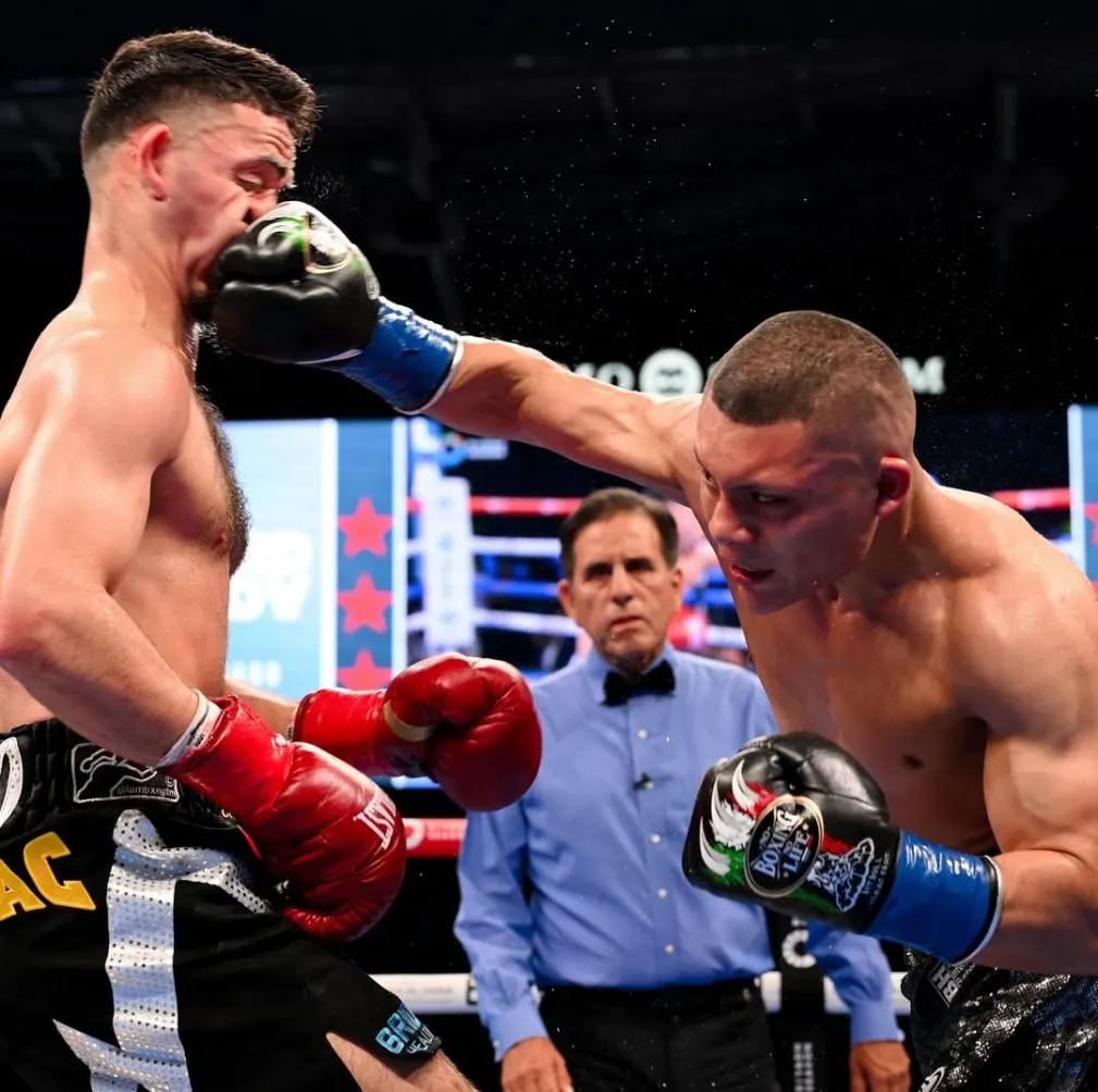 Pitbull Cruz en combate