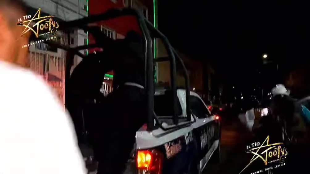 La patrulla del municipio de Ecatepec fue utilizada para la escena/Facebook: Toofy's luchalibre