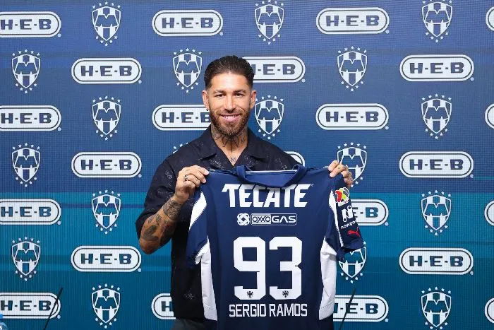 Ramos en su presentación con Rayados