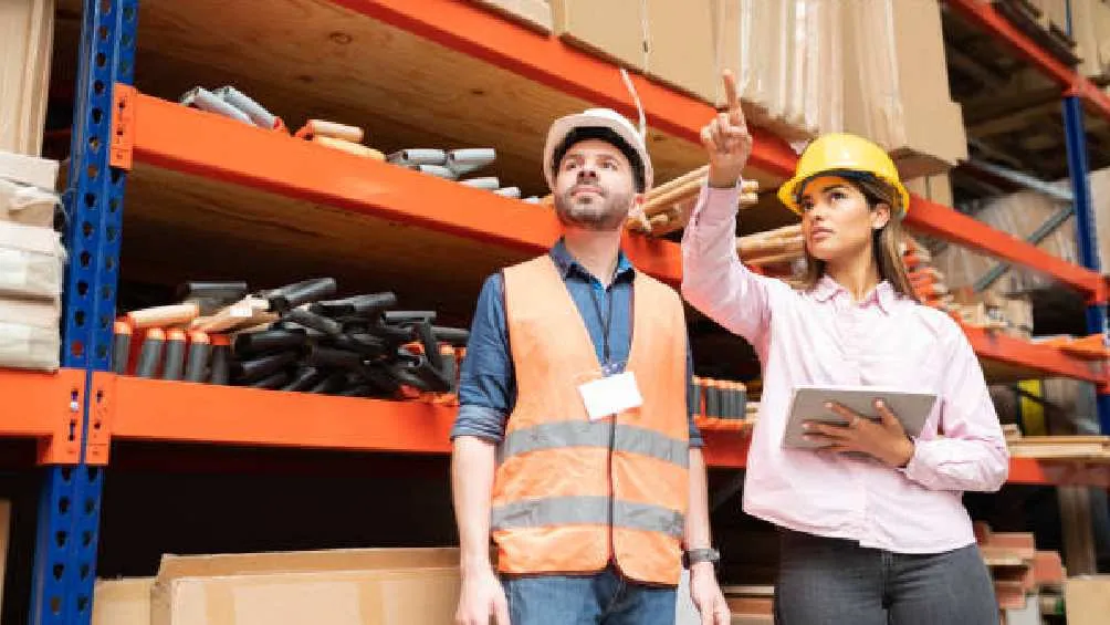 Si se acepta la reforma, la jornada laboral semanal quedaría en 42 horas/Pixabay